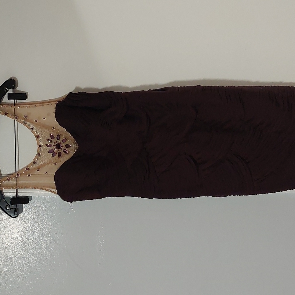 Adrianna papell collection bodycon dress with pearl and mesh on upper body